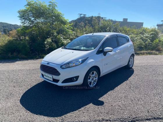 FORD FIESTA 1.6 SEL HATCH 16V FLEX 4P MANUAL FORD FIESTA 1.6 SEL HATCH 16V FLEX 4P MANUAL